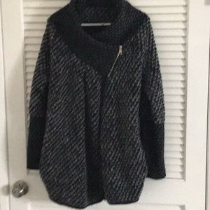 Mid thigh knit coat